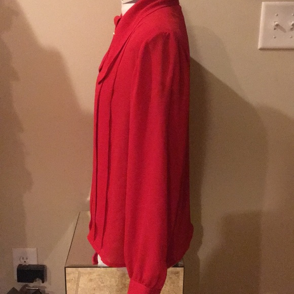 Red Top size 6 - Picture 2 of 4